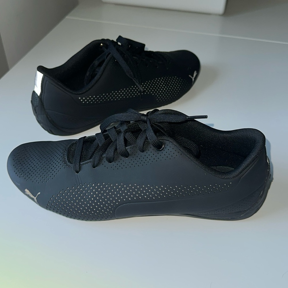 Puma drift cat ultra trainers- Sz 10.5 (Fits like 9.5) - Black